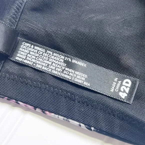 Torrid Black Floral Skull Curve 360 Back Smoothing Push Up Plunge Bra, Size 42D - Picture 7 of 9